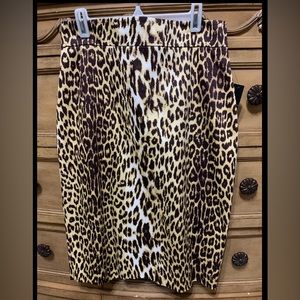 NWT size 6 T Tahari Animal Print Tracy Pencil Skirt